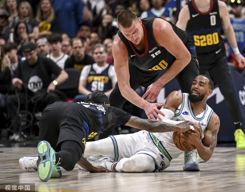 另一方面 另一方面