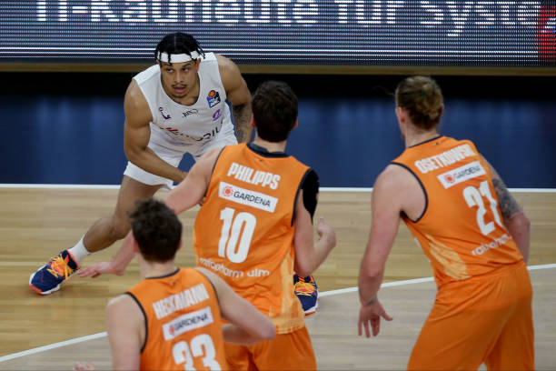 德比不仅仅 德比不仅仅